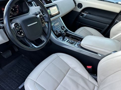 Used 2019 Land Rover Range Rover Sport HSE image 9