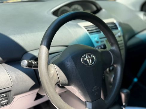 Used 2008 Toyota Yaris S FWD image 15
