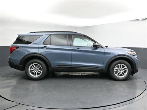 New 2026 Ford Explorer Active image 15