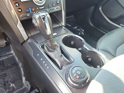 Used 2019 Ford Explorer Limited w/ Ford Safe & Smart Package image 13