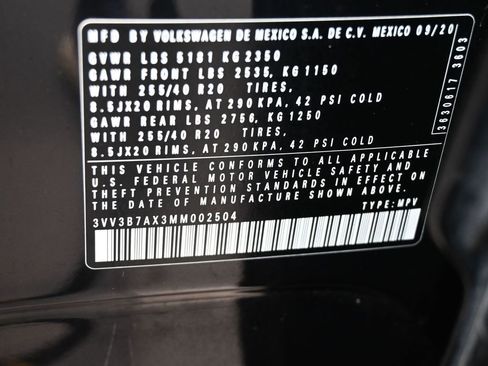 Used 2021 Volkswagen Tiguan SE R-Line image 18