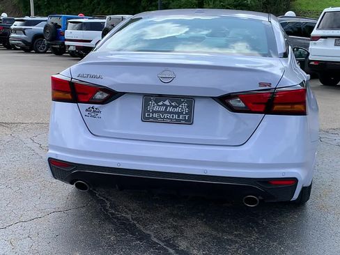 Used 2025 Nissan Altima 2.5 SR FWD image 4