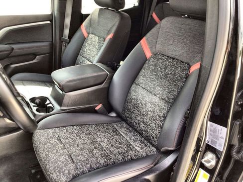 Used 2023 Chevrolet Colorado Z71 w/ Z71 Convenience Package 2 image 20