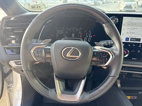 Used 2024 Lexus RX 350 Premium w/ Convenience Package image 24