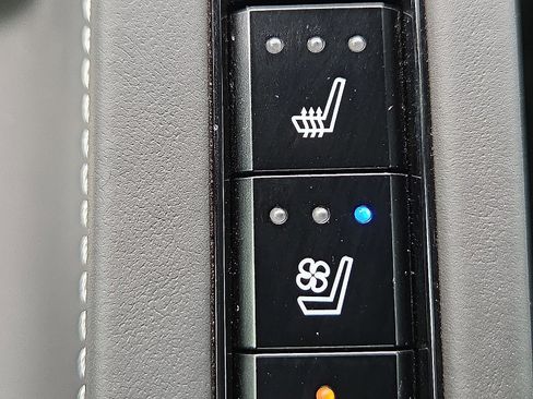 Used 2023 Chevrolet Corvette Z06 image 22