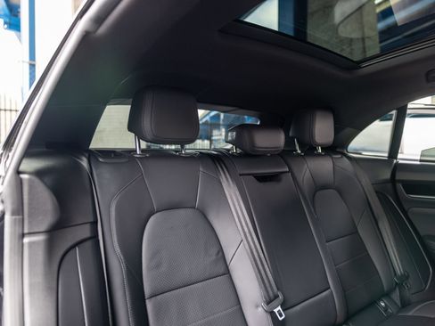 Certified 2025 Porsche Macan Electric RWD image 36