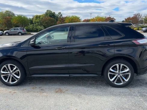 Used 2018 Ford Edge Sport w/ Technology Package image 36