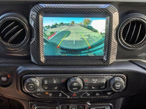 Used 2021 Jeep Wrangler Unlimited Rubicon image 14