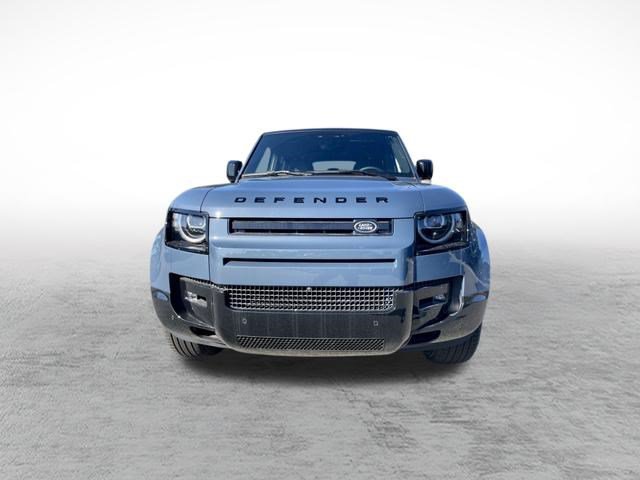 New 2026 Land Rover Defender 110 X-Dynamic SE AWD/4WD image 2