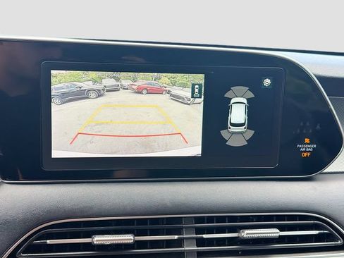 Used 2021 Hyundai Palisade SEL w/ Premium Package FWD image 14