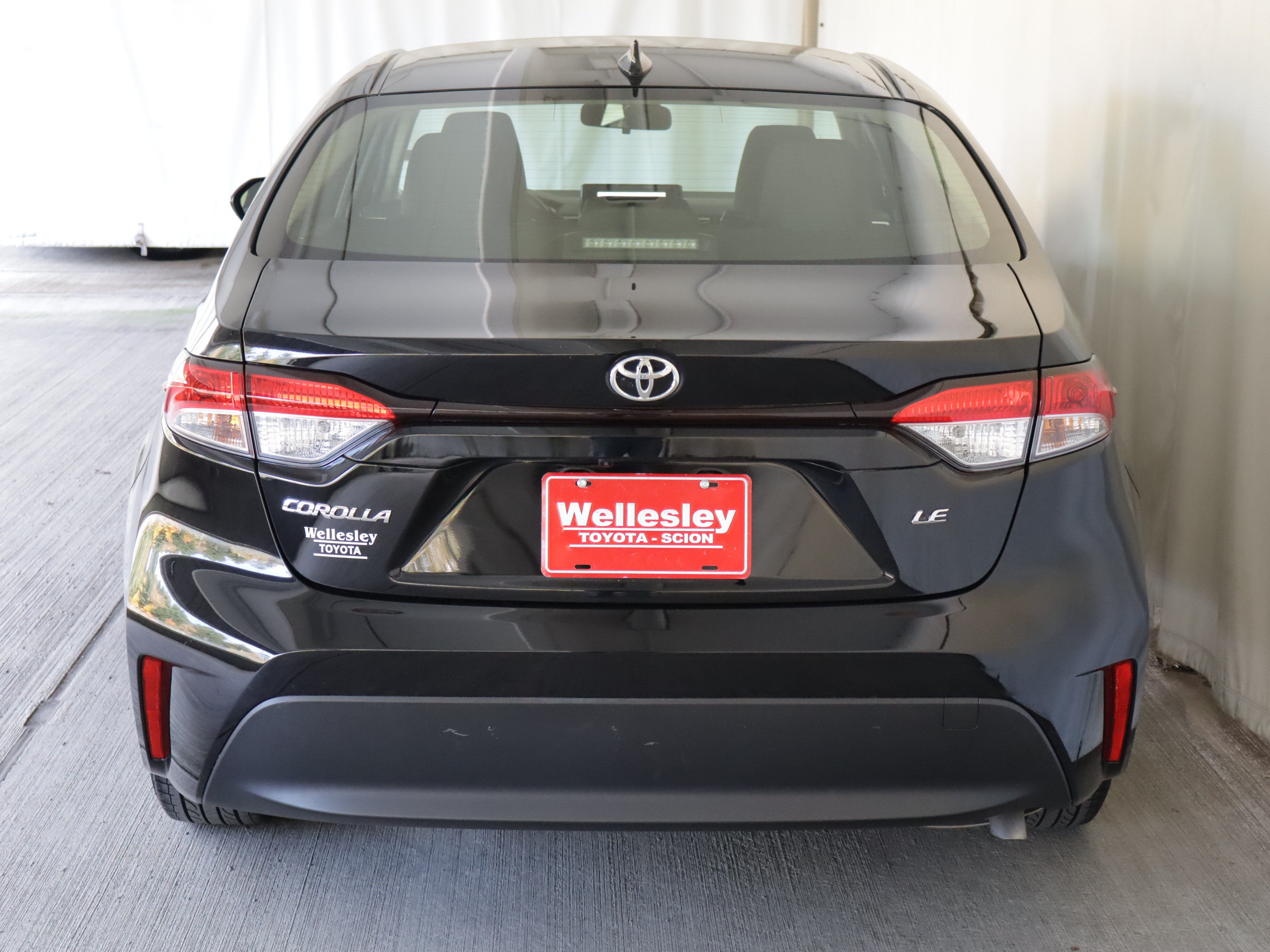 Used 2023 Toyota Corolla LE w/ Carpet Mat Package (TMS) FWD image 25