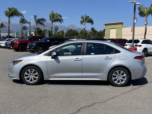 Used 2026 Toyota Corolla LE FWD image 2