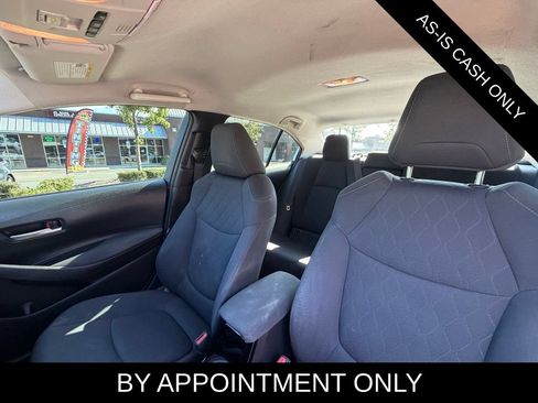 Used 2020 Toyota Corolla LE FWD image 11