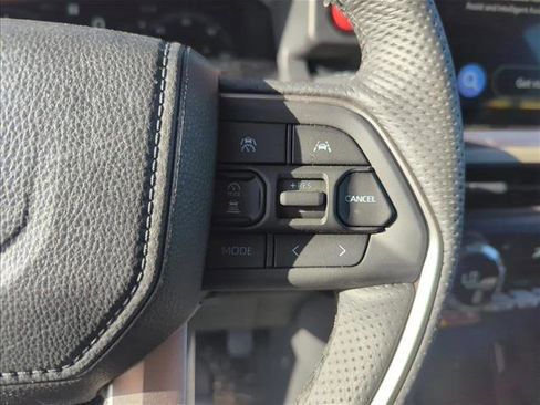 Certified 2025 Toyota Tacoma TRD Off-Road w/ TRD Off Road Premium Package AWD/4WD image 13