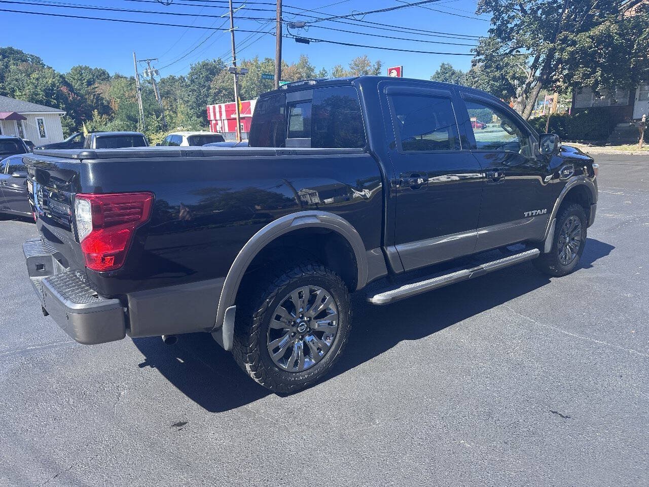 Used 2017 Nissan Titan Platinum Reserve AWD/4WD image 4