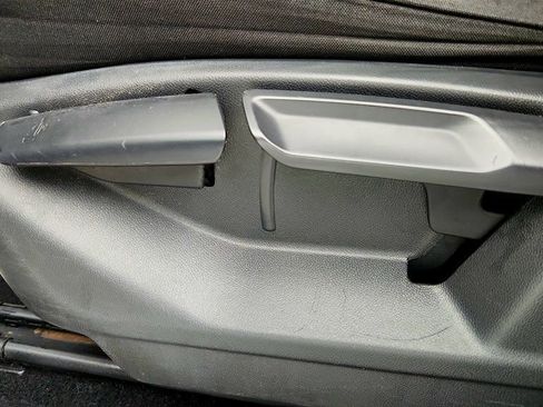 Used 2019 Volkswagen Tiguan S w/ Driver Assistance Package image 10