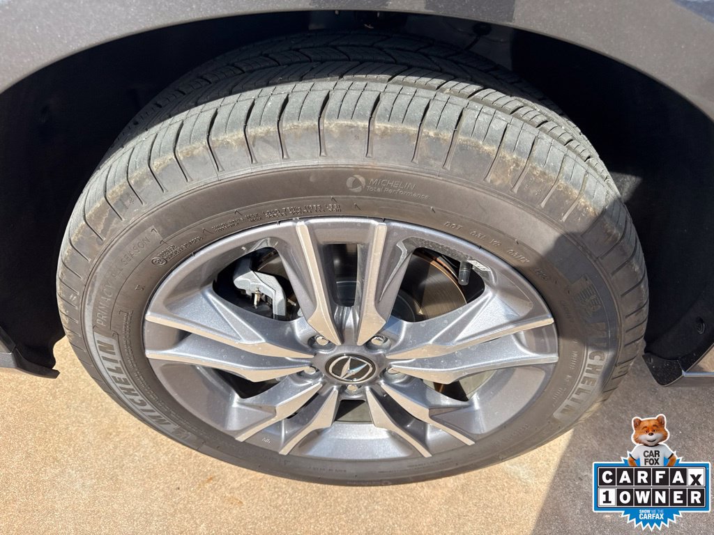 Certified 2026 Acura ADX AWD image 32