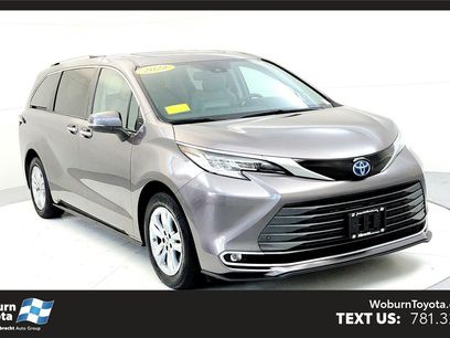 Used 2022 Toyota Sienna Limited