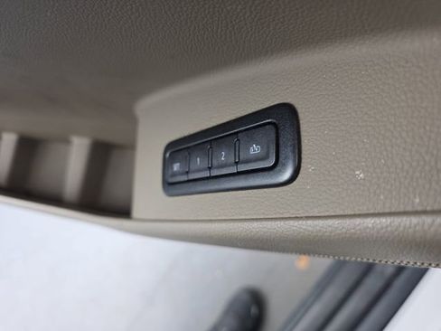 Used 2019 Chevrolet Tahoe LT w/ Luxury Package image 26