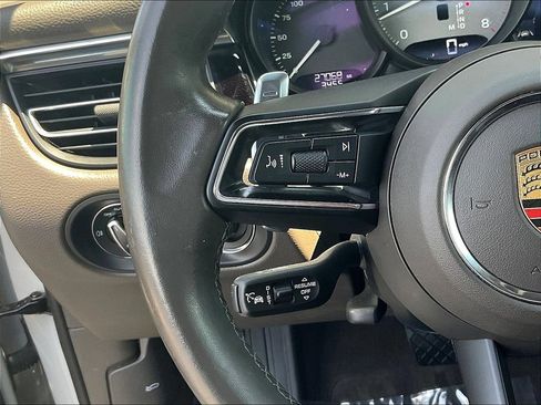 Used 2024 Porsche Macan S AWD/4WD image 11
