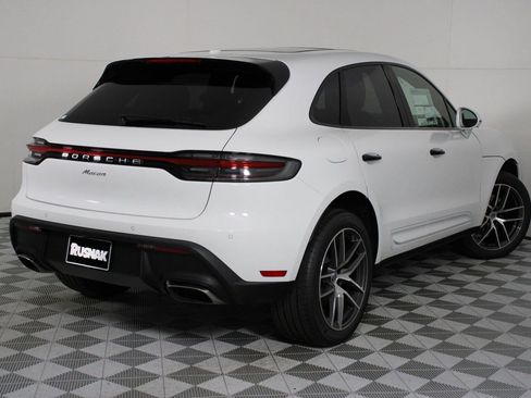 New 2026 Porsche Macan image 7