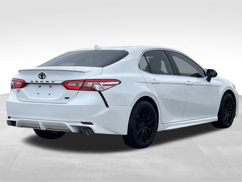 Used 2020 Toyota Camry SE image 27