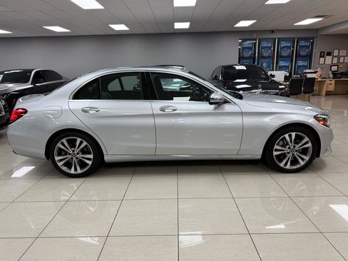 Used 2020 Mercedes-Benz C 300 Sedan image 3
