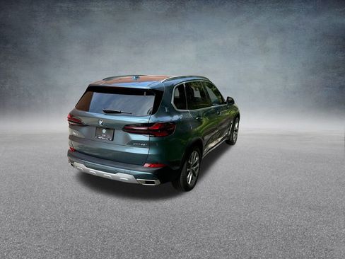 Used 2026 BMW X5 xDrive40i AWD/4WD image 9