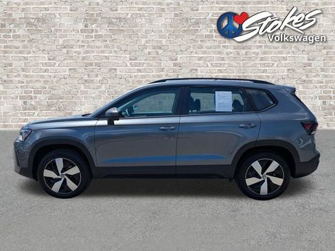 Certified 2025 Volkswagen Taos S AWD/4WD image 7