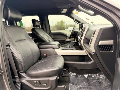 Used 2015 Ford F150 Lariat w/ Equipment Group 502A Luxury image 13