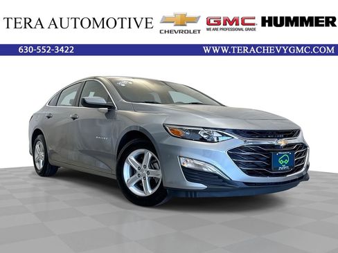 Used 2025 Chevrolet Malibu LS FWD image 1