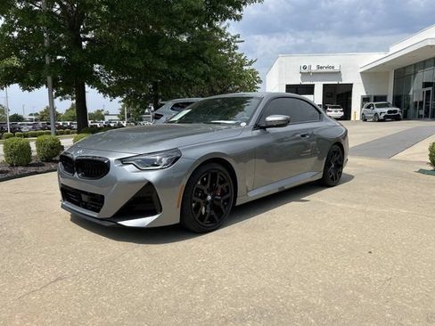 Used 2025 BMW 230i xDrive Coupe w/ M Sport Package AWD/4WD image 1