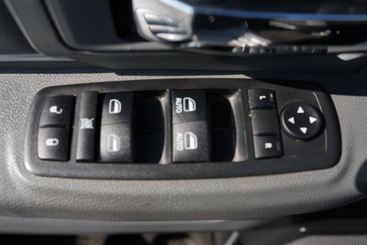 Used 2015 RAM 1500 Big Horn AWD/4WD image 22