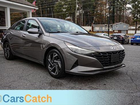 Used 2024 Hyundai Elantra SEL w/ Convenience Package image 10