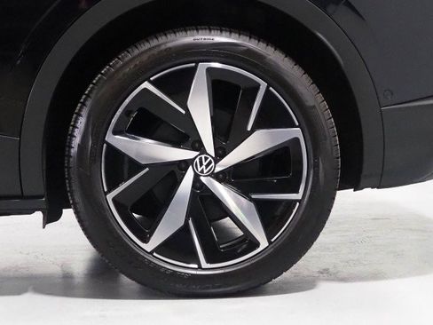 Used 2023 Volkswagen ID.4 AWD Pro S image 41