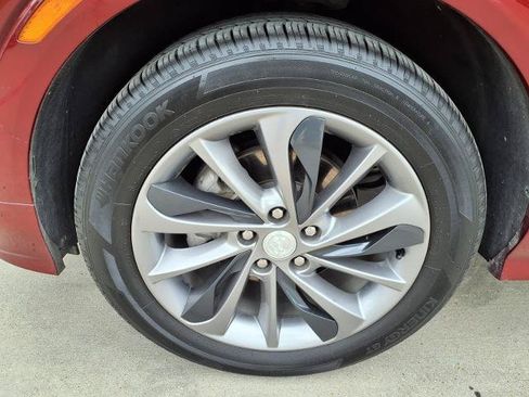 Used 2023 Buick Encore GX Select w/ Sport Touring Package FWD image 21