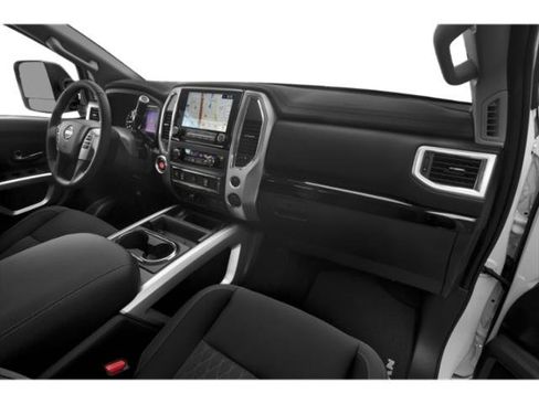 Used 2020 Nissan Titan SV w/ SV Convenience Package image 18