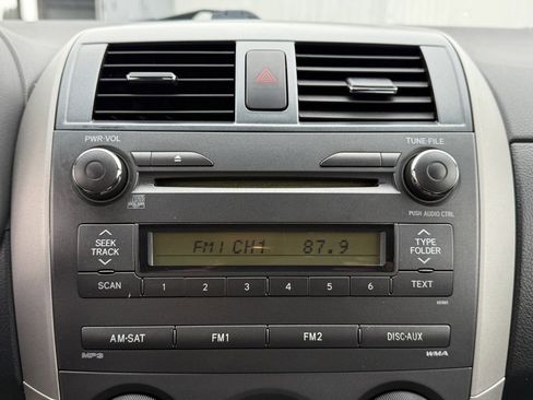 Used 2010 Toyota Corolla S image 25