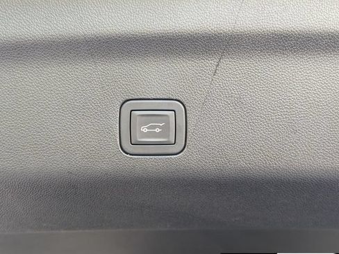 Used 2026 GMC Yukon Elevation w/ Elevation Premium Package RWD image 29