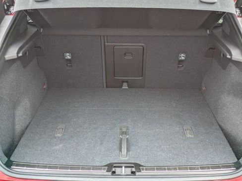 Certified 2023 Volvo C40 P8 Recharge Ultimate AWD/4WD image 17