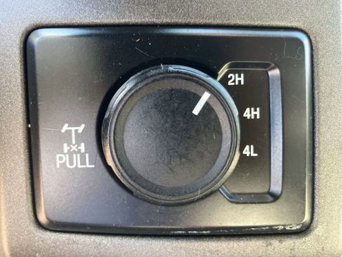 Used 2020 Ford F250 XL w/ Power Equipment Group AWD/4WD image 16