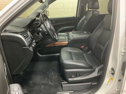 Used 2020 Chevrolet Tahoe Premier w/ Max Trailering Package image 8