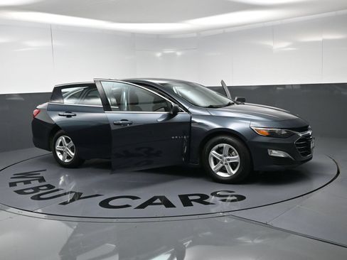 Used 2020 Chevrolet Malibu LS FWD image 24
