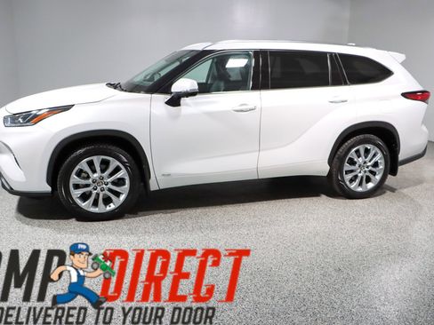 Used 2023 Toyota Highlander Limited AWD/4WD image 10
