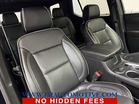 Used 2022 Chevrolet Traverse Premier AWD/4WD image 24
