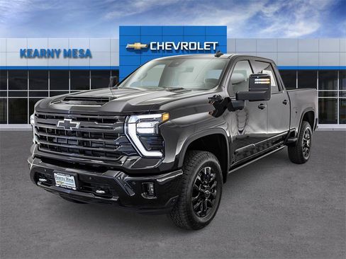 New 2025 Chevrolet Silverado 3500 High Country w/ High Country Premium Package image 3