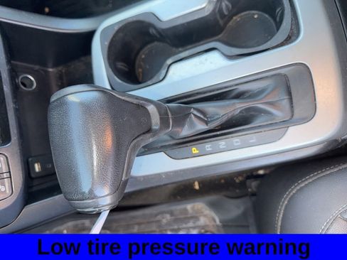 Used 2017 Chevrolet Colorado LT w/ Luxury Package, Chrome image 12