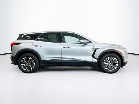 Used 2024 Chevrolet Blazer EV LT AWD/4WD image 10