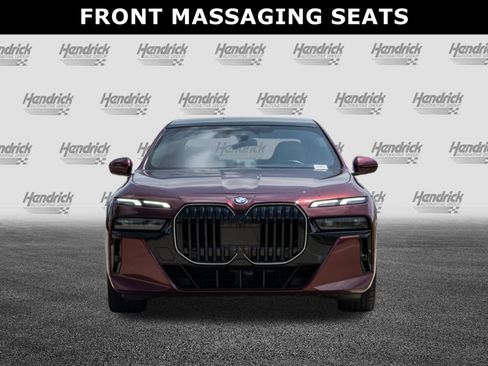 Used 2024 BMW 760i xDrive AWD/4WD image 3