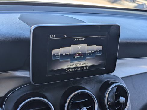 Used 2019 Mercedes-Benz GLC 300 image 24